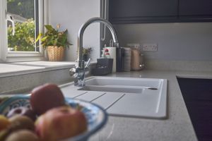 Kitchen Diner- click for photo gallery
